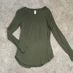 Old Navy Scoop Neck Long Sleeve Shirt